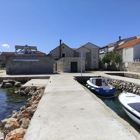 Ante Apartamento